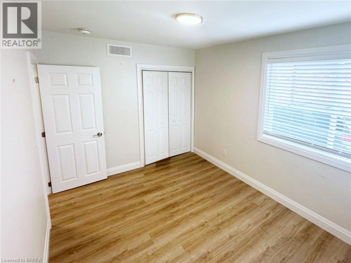 Photo 17 at 75 Henderson Avenue, Queensway / Grove, Brantford