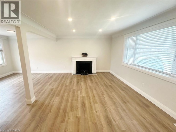 Photo 11 at 75 Henderson Avenue, Queensway / Grove, Brantford