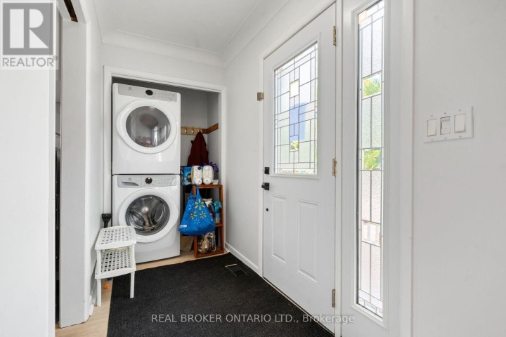 Photo 4 at 23 Homewood Avenue, Simcoe, Norfolk County