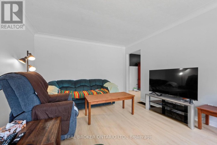 Photo 5 at 23 Homewood Avenue, Simcoe, Norfolk County