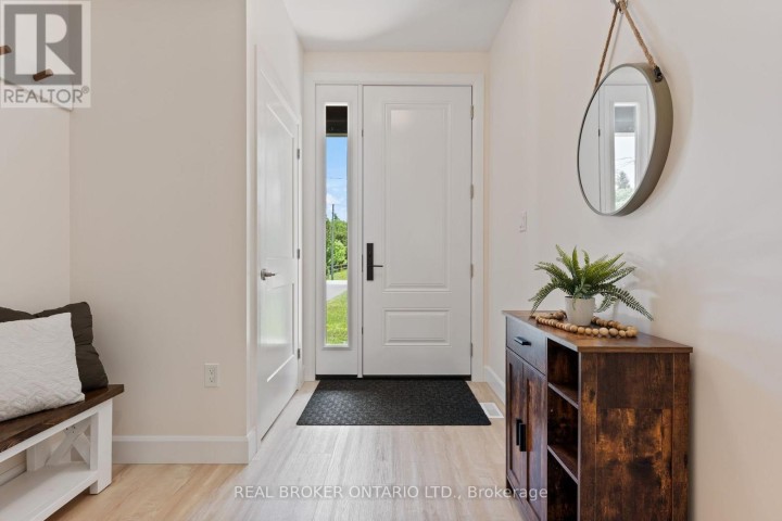 Photo 2 at 1463 Norfolk County Road 21, Wyecombe, Norfolk County