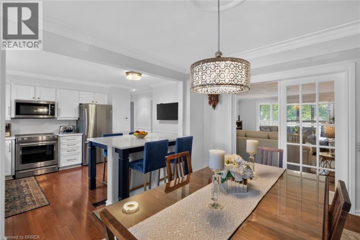 Photo 12 at 20 Japonica Crescent, Sky Acres, Brantford