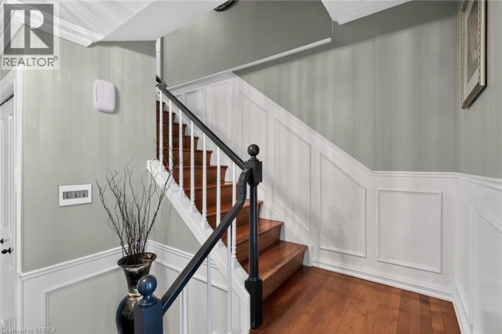 Photo 22 at 20 Japonica Crescent, Sky Acres, Brantford