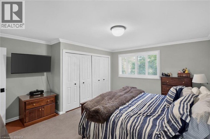 Photo 25 at 20 Japonica Crescent, Sky Acres, Brantford