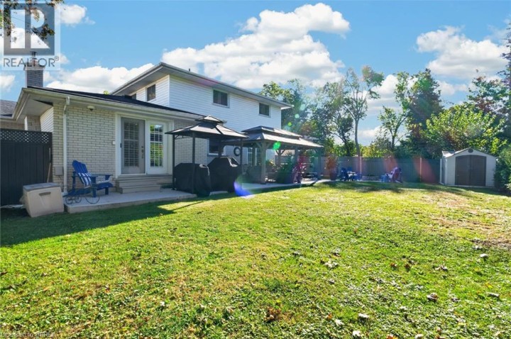 Photo 42 at 20 Japonica Crescent, Sky Acres, Brantford