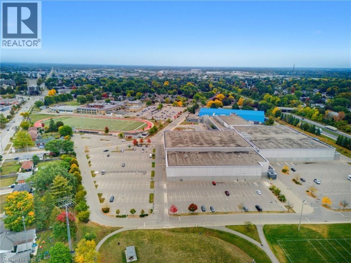 Photo 37 at 3 - 68 Fairview Drive, Fairview / Greenbrier, Brantford