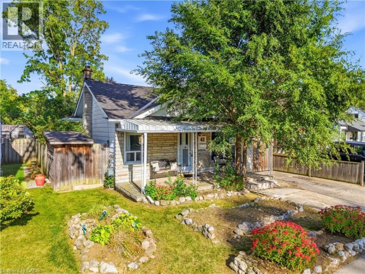 Photo 2 at 42 Sanderson Street, Eagle Place East, Brantford