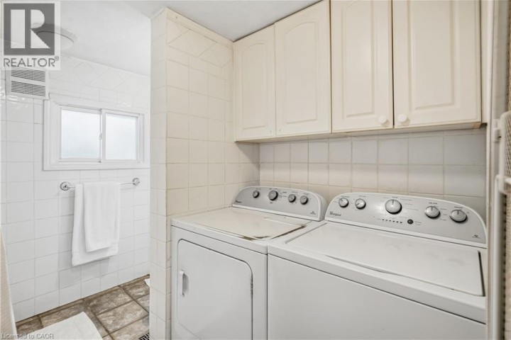 Photo 25 at 42 Sanderson Street, Eagle Place East, Brantford