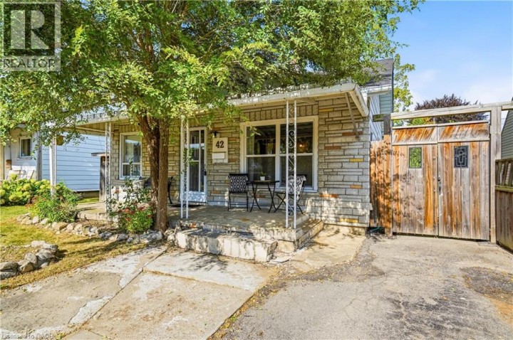 Photo 4 at 42 Sanderson Street, Eagle Place East, Brantford