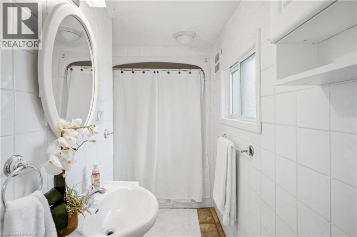 Photo 27 at 42 Sanderson Street, Eagle Place East, Brantford