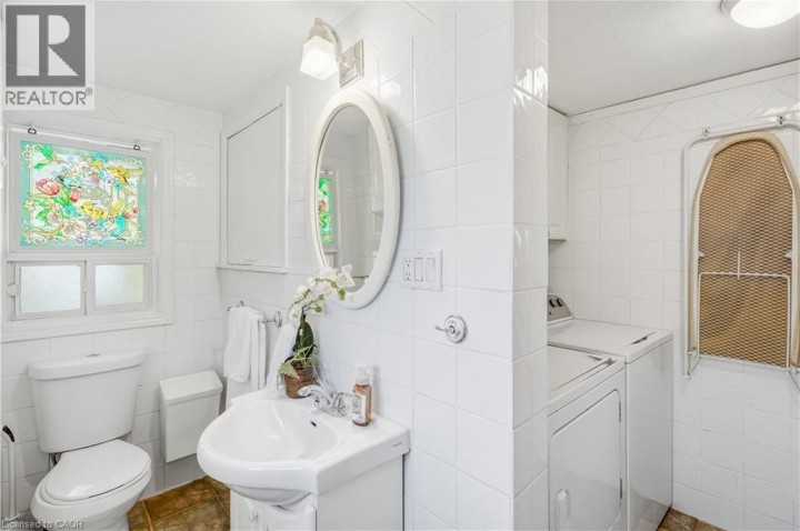Photo 26 at 42 Sanderson Street, Eagle Place East, Brantford