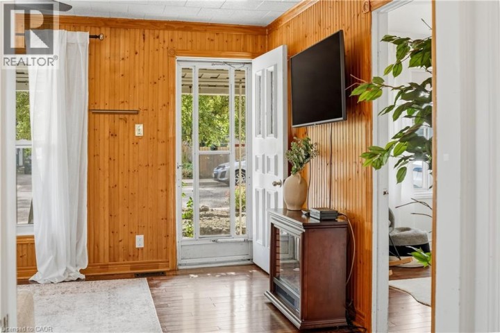 Photo 8 at 42 Sanderson Street, Eagle Place East, Brantford