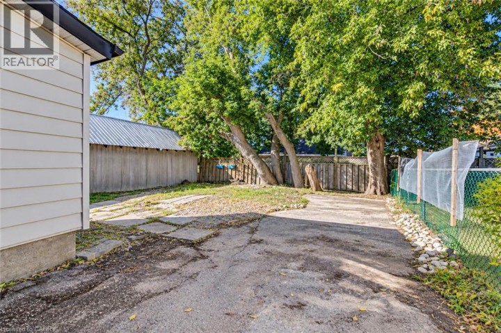 Photo 16 at 46 Maitland Street, East Ward, Brantford