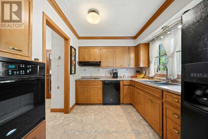 Photo 9 at 8114 Sandytown Road, Straffordville, Bayham