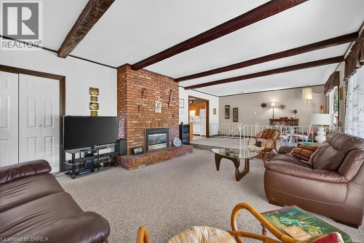 Photo 25 at 21 Carolina Drive, Sky Acres, Brantford