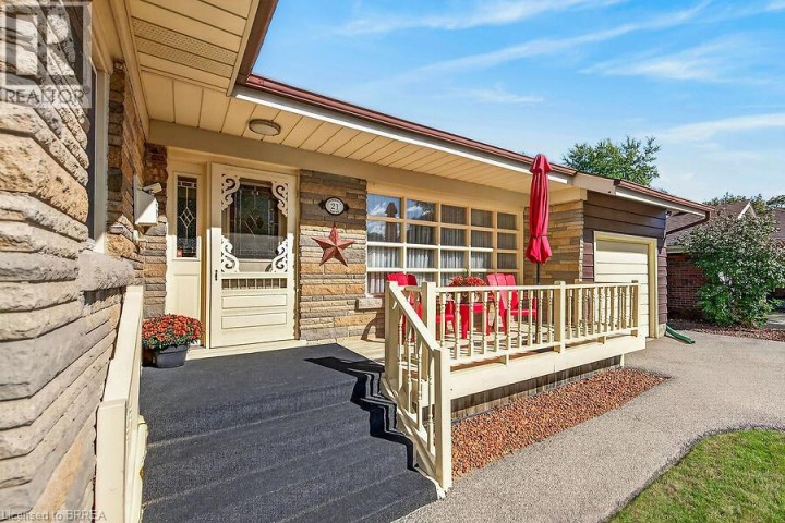Photo 4 at 21 Carolina Drive, Sky Acres, Brantford