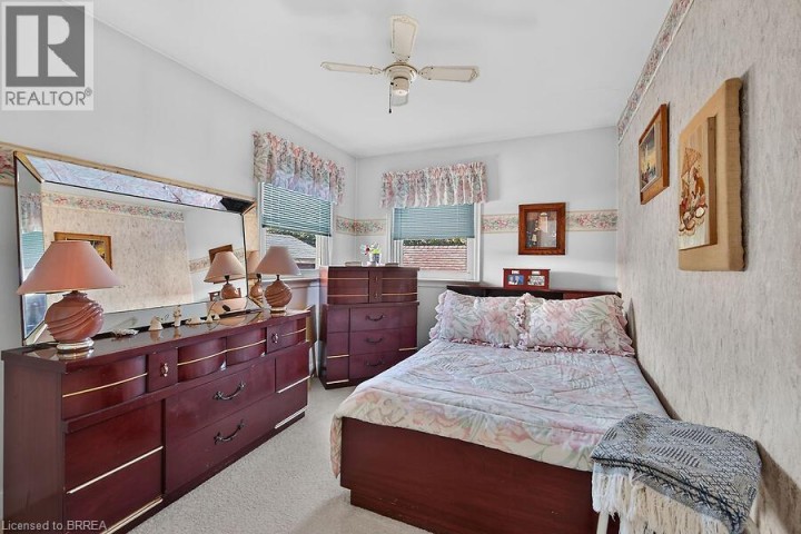 Photo 29 at 21 Carolina Drive, Sky Acres, Brantford