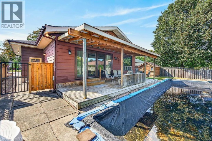 Photo 42 at 21 Carolina Drive, Sky Acres, Brantford