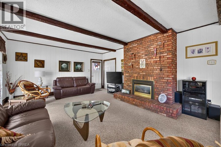 Photo 23 at 21 Carolina Drive, Sky Acres, Brantford