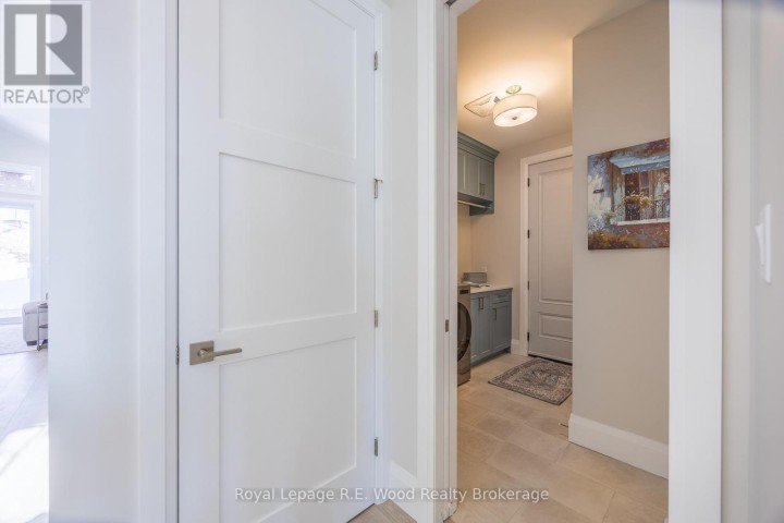 Photo 17 at 9 Greenhill Drive, Tillsonburg
