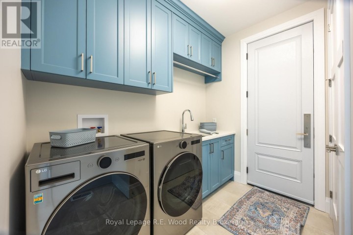 Photo 18 at 9 Greenhill Drive, Tillsonburg