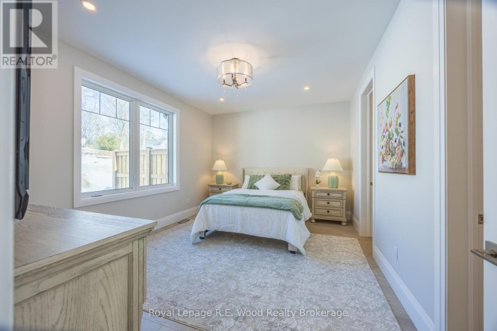 Photo 21 at 9 Greenhill Drive, Tillsonburg