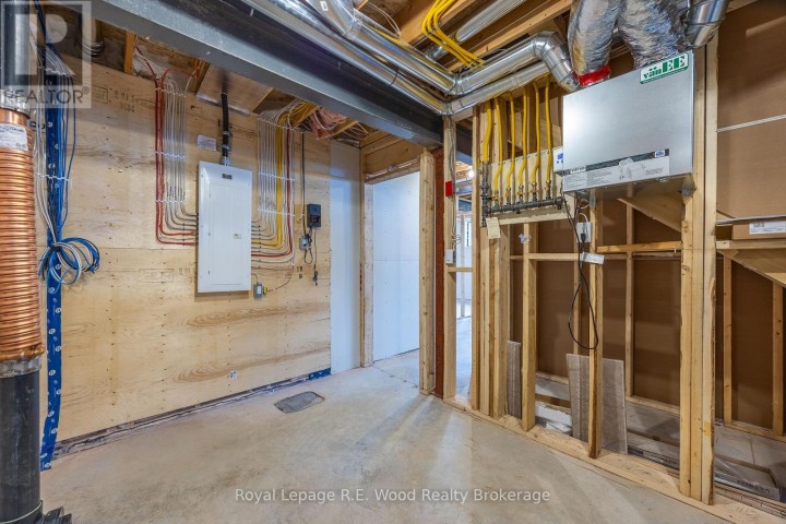 Photo 42 at 9 Greenhill Drive, Tillsonburg