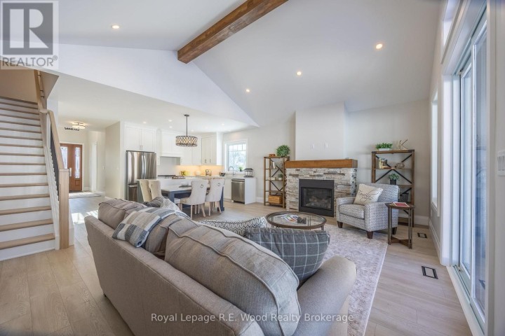 Photo 15 at 11 Greenhill Drive, Tillsonburg