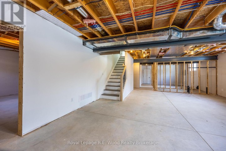 Photo 36 at 11 Greenhill Drive, Tillsonburg