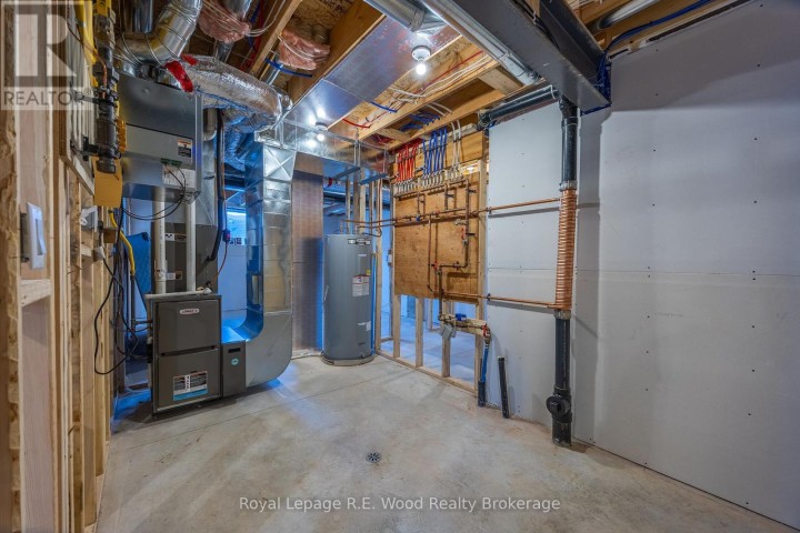 Photo 40 at 11 Greenhill Drive, Tillsonburg