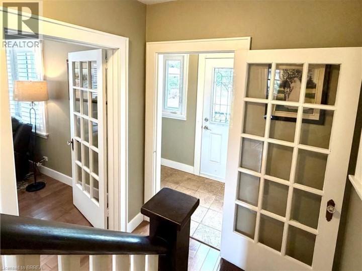 Photo 14 at 149 Tollgate Road, Sky Acres, Brantford