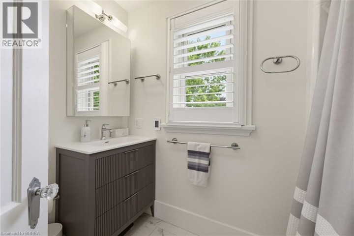 Photo 22 at 149 Tollgate Road, Sky Acres, Brantford