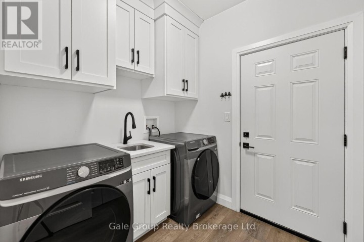 Photo 23 at 3 Evergreen Court, Tillsonburg
