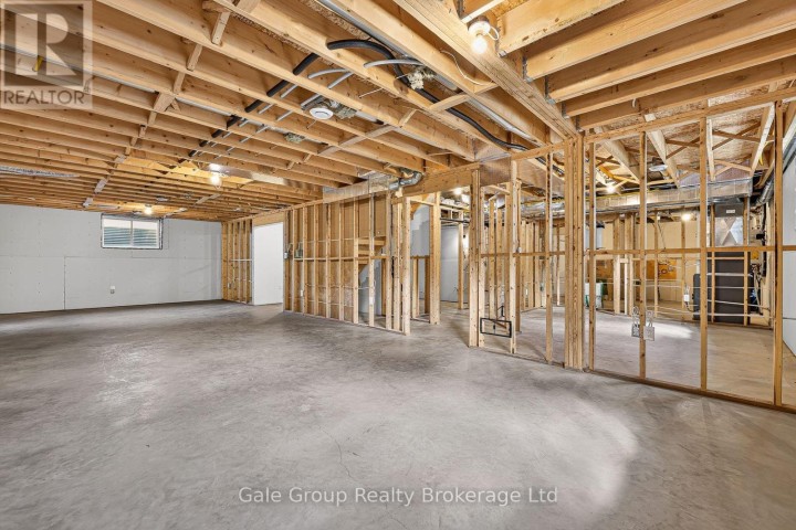 Photo 25 at 3 Evergreen Court, Tillsonburg
