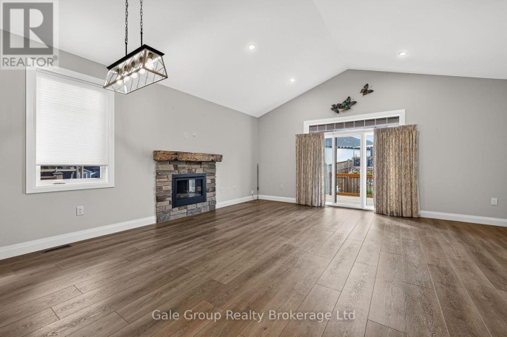Photo 9 at 3 Evergreen Court, Tillsonburg