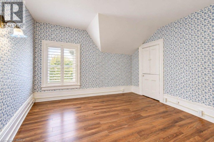 Photo 16 at 72 Albion Street, North Ward, Brantford