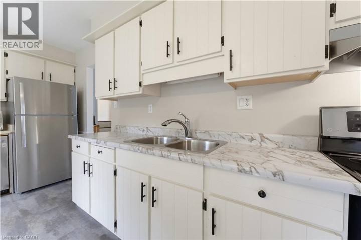 Photo 17 at 50 Southglen Road, Brier Park, Brantford