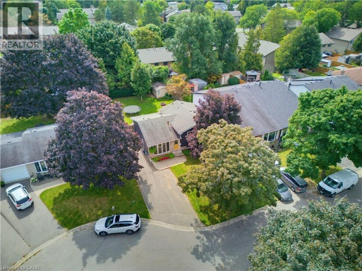 Photo 3 at 50 Southglen Road, Brier Park, Brantford