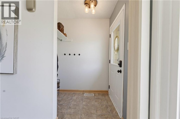 Photo 10 at 50 Southglen Road, Brier Park, Brantford