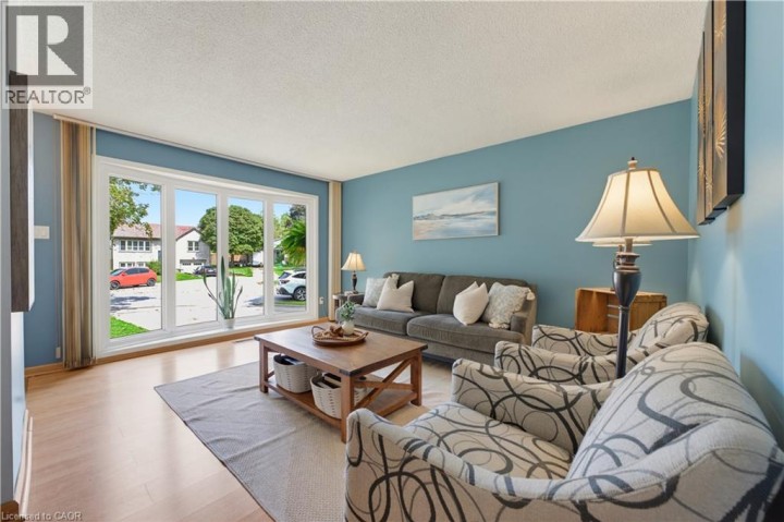 Photo 13 at 50 Southglen Road, Brier Park, Brantford