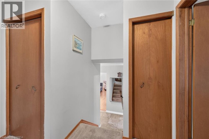 Photo 34 at 15 Canary Drive, Cedarland, Brantford