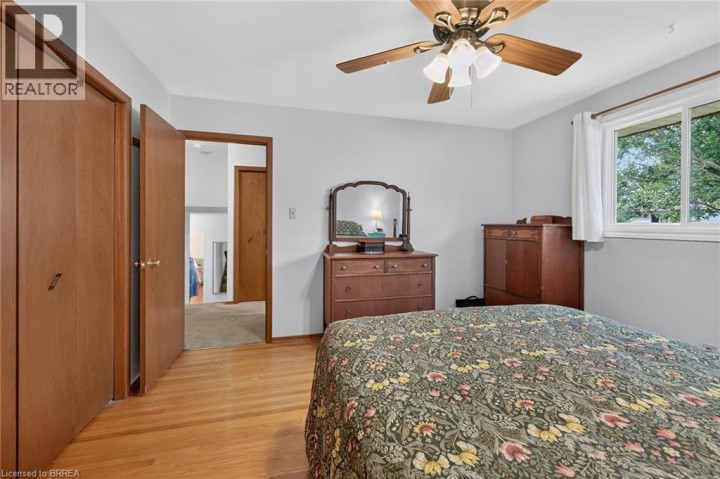 Photo 24 at 15 Canary Drive, Cedarland, Brantford