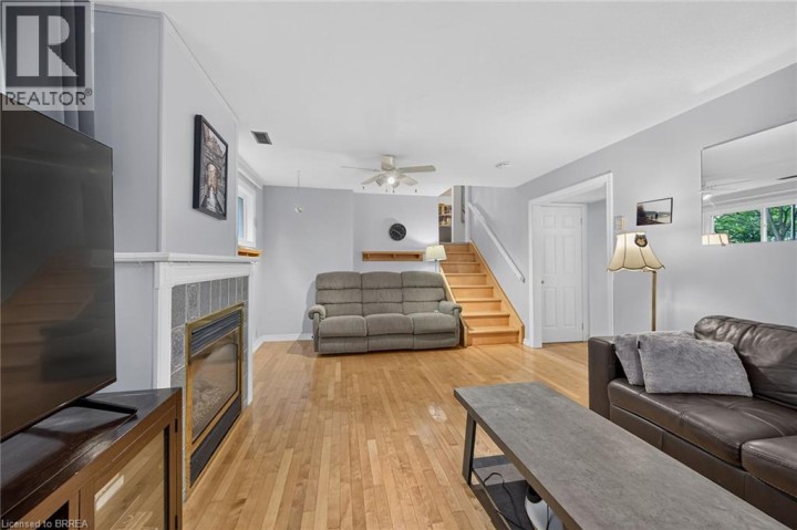 Photo 40 at 15 Canary Drive, Cedarland, Brantford