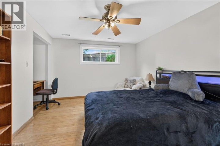 Photo 36 at 15 Canary Drive, Cedarland, Brantford