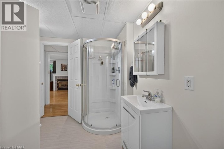 Photo 43 at 15 Canary Drive, Cedarland, Brantford