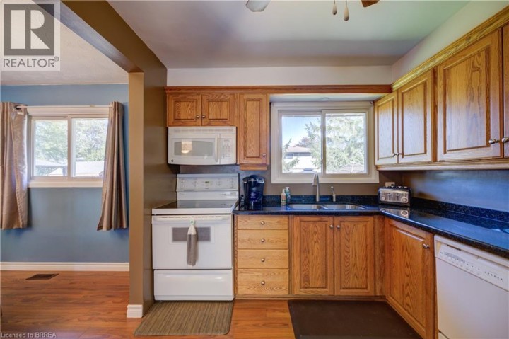 Photo 19 at 367 Fairview Drive, Fairview / Greenbrier, Brantford