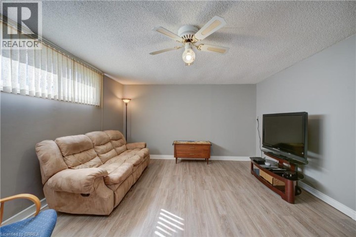 Photo 30 at 367 Fairview Drive, Fairview / Greenbrier, Brantford