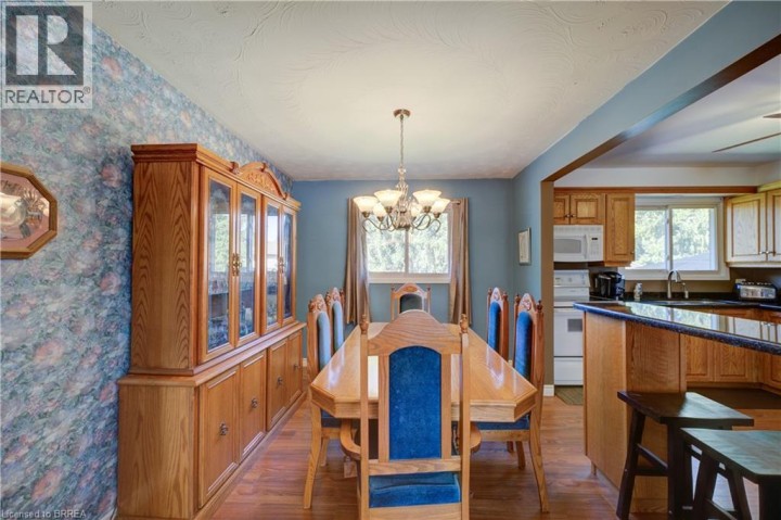 Photo 13 at 367 Fairview Drive, Fairview / Greenbrier, Brantford