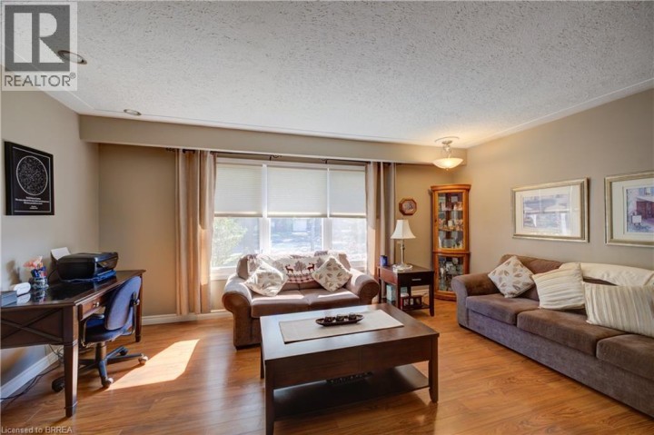 Photo 9 at 367 Fairview Drive, Fairview / Greenbrier, Brantford