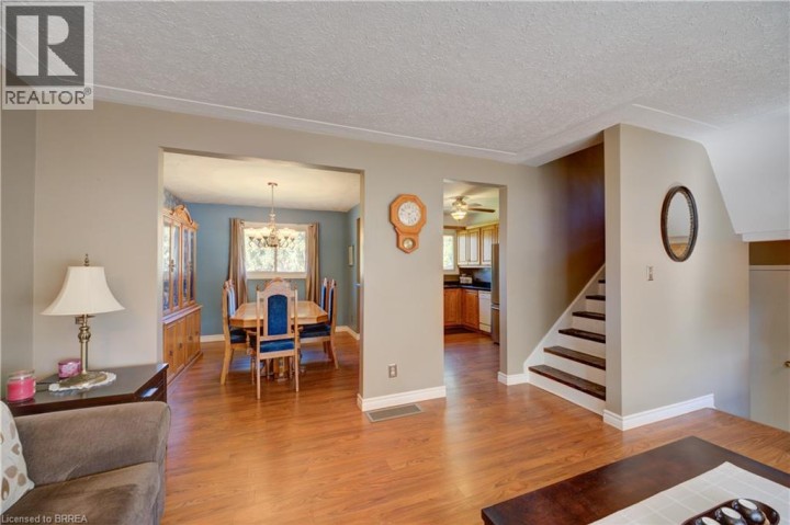 Photo 12 at 367 Fairview Drive, Fairview / Greenbrier, Brantford